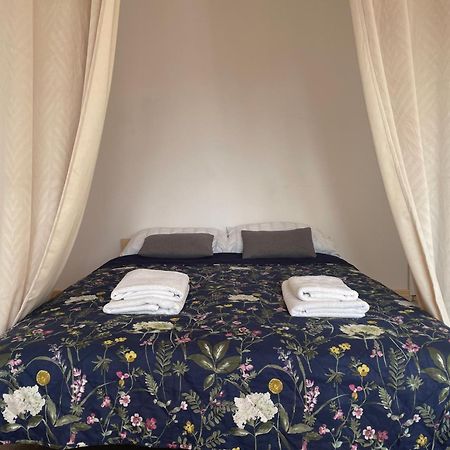 Sentymenty - Apartamenty W Kamienicy Na Mickiewicza Stary Toruń Dış mekan fotoğraf