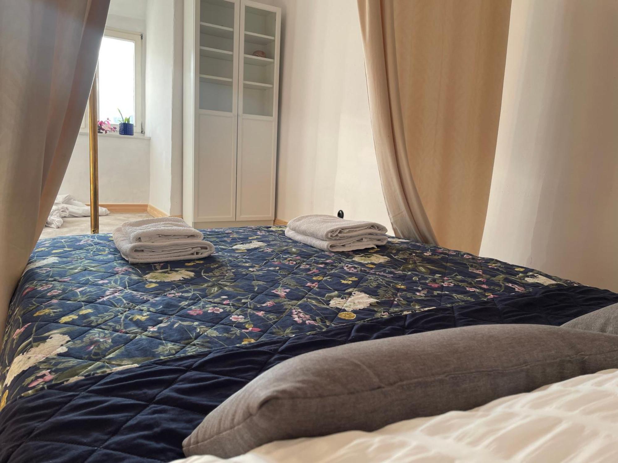 Sentymenty - Apartamenty W Kamienicy Na Mickiewicza Stary Toruń Dış mekan fotoğraf